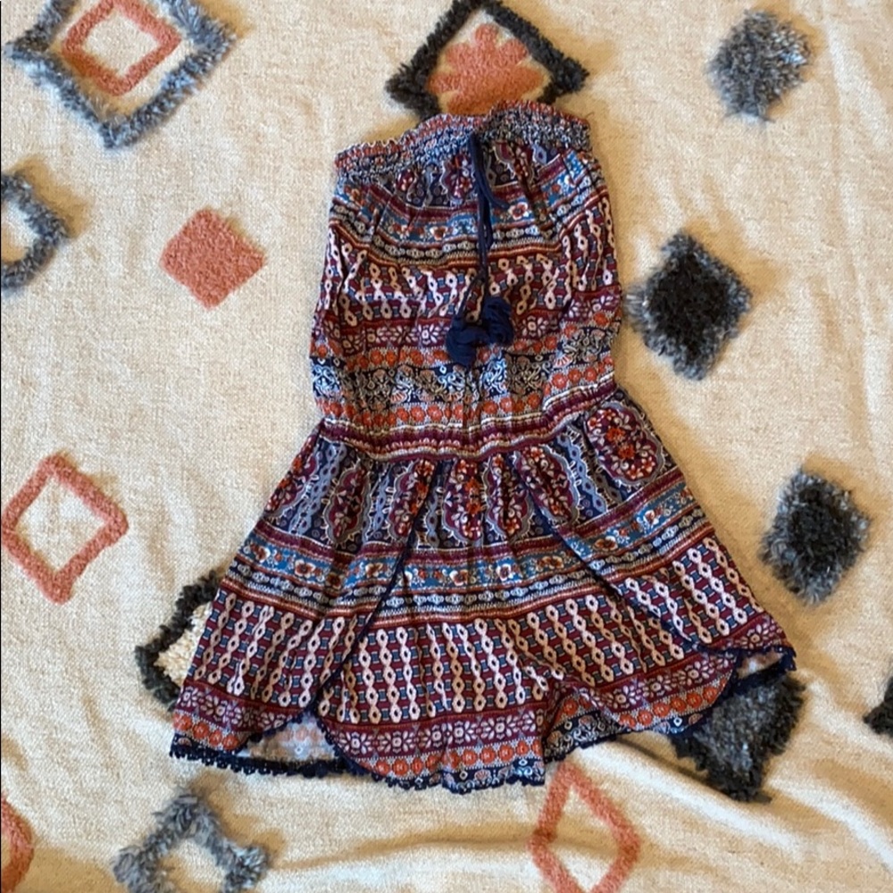 selling this cute romper !